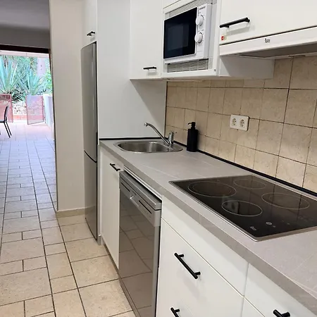 Διαμέρισμα Cubisuite Μαρμπέλλα