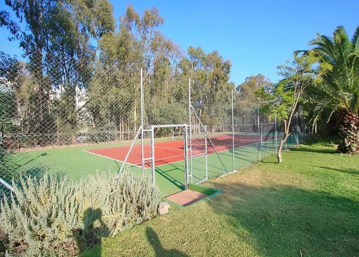 Διαμέρισμα Cubisuite Μαρμπέλλα