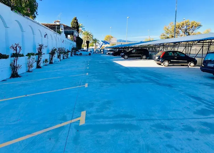 Cubisuite Μαρμπέλλα